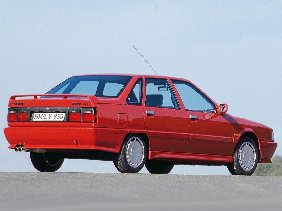  Renault 21 Turbo 1989 года  (фото 2 из 11)
